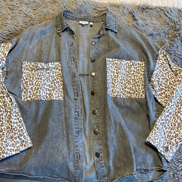 BKE Oversized Jean Shirt - Picture 1 of 4